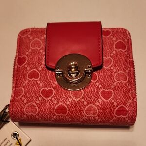 Elegant Red Heart Pattern Wallet